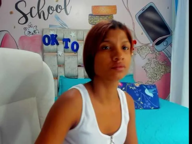 Live sex webcam photo for SOFY-REY #276333726