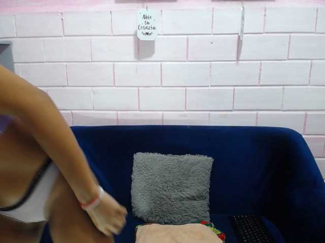 Live sex webcam photo for SOFYREY #274108062