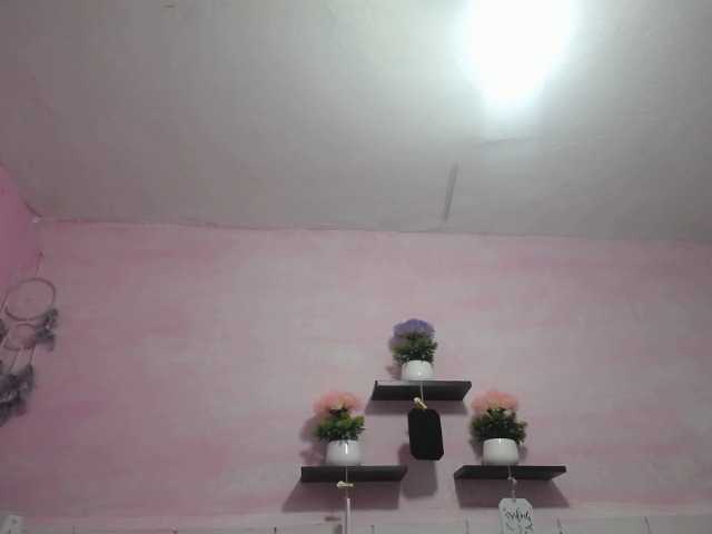 Live sex webcam photo for SOFYREY #274258785