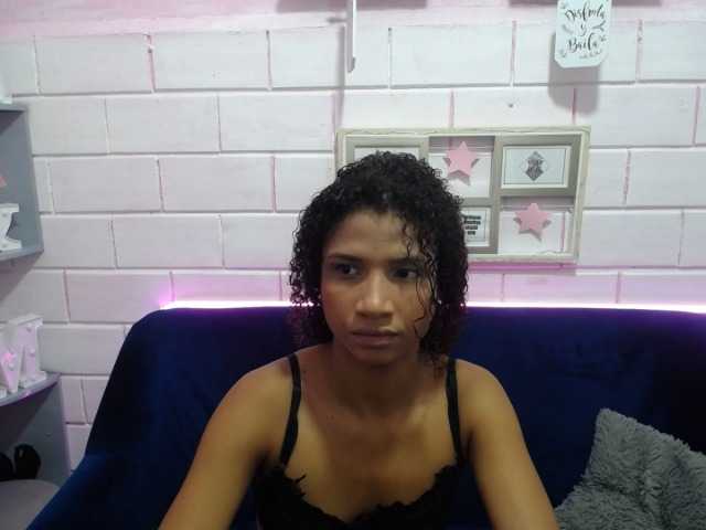 Live sex webcam photo for SOFYREY #274301376