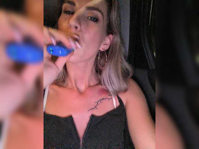 Live sex webcam photo for SOULGIRL1 #276264009