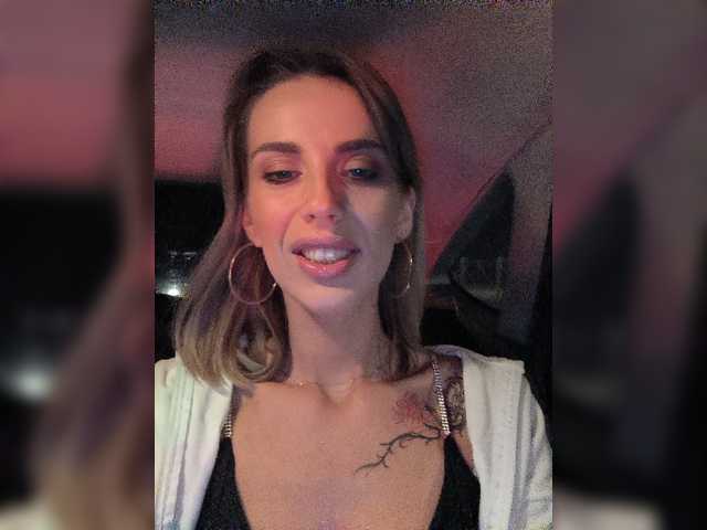 Live sex webcam photo for SOULGIRL1 #276279491