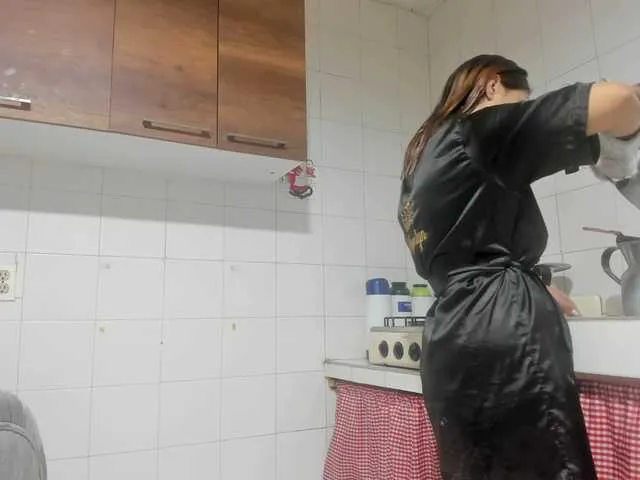 Live sex webcam photo for SOY-KIM #277776316