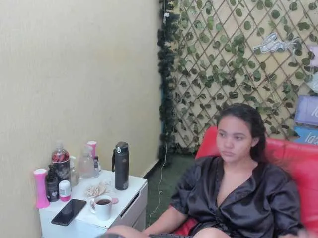 Live sex webcam photo for SOY-KIM #278184786