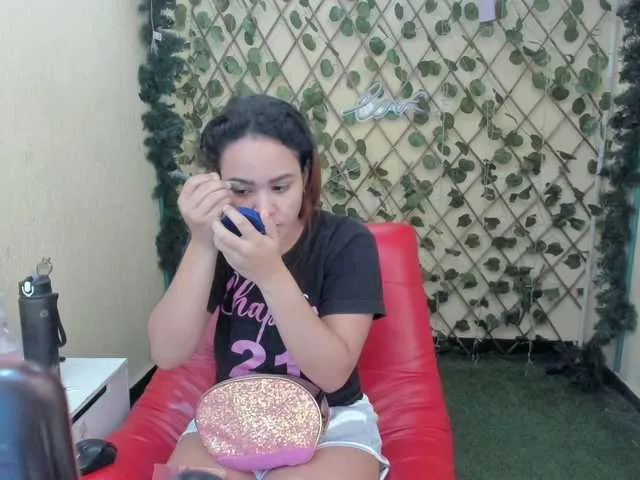 Live sex webcam photo for SOY-KIM #278262748