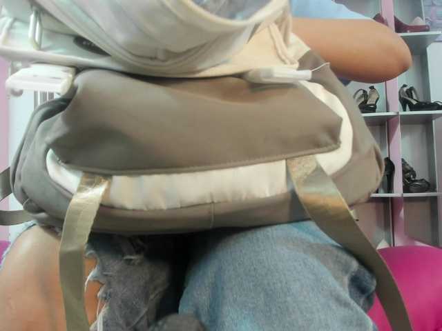 Live sex webcam photo for SOY-KIM #291818285