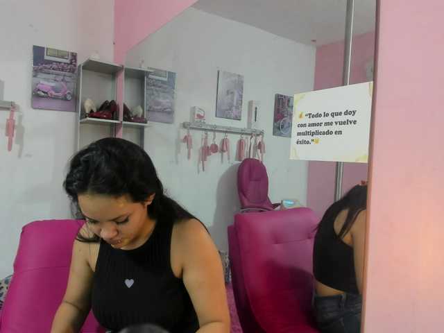 Live sex webcam photo for SOY-KIM #291865809