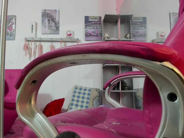 Live sex webcam photo for SOY-KIM #291980295