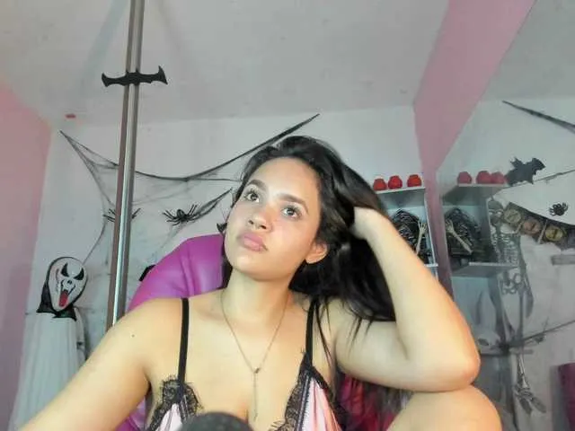 Live sex webcam photo for SOY-KIM #292112445