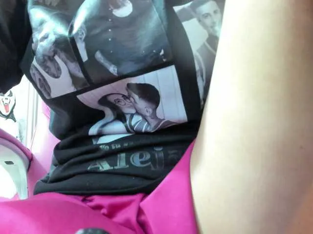 Live sex webcam photo for SOY-KIM #292224245