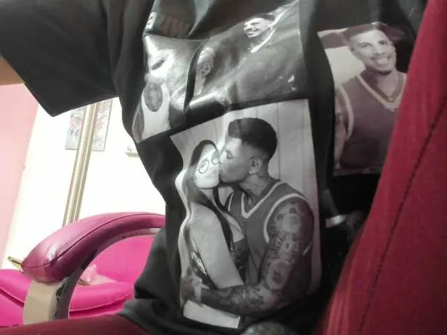 Live sex webcam photo for SOY-KIM #292340679