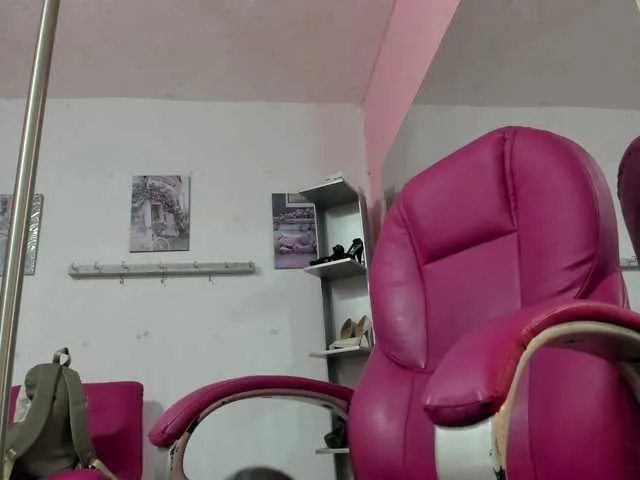 Live sex webcam photo for SOY-KIM #292354202