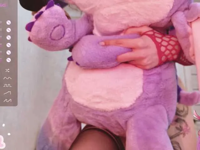 Live sex webcam photo for SSallyy #277506294