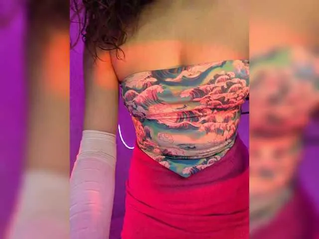 Live sex webcam photo for SSallyy #290719451