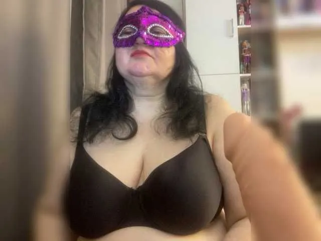 Live sex webcam photo for SVETIKBOMBOCHKA #292198392