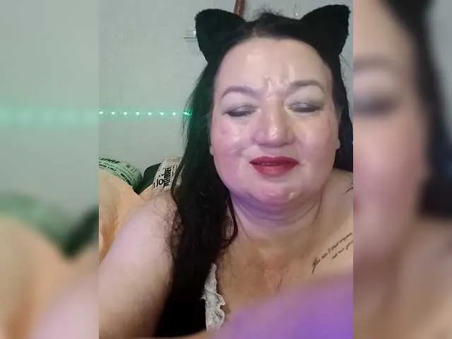 Live sex webcam photo for SVETIKBOMBOCHKA #292630646