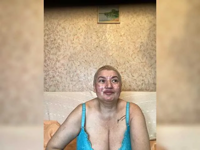 Live sex webcam photo for SVETIKBOMBOCHKA #293590816