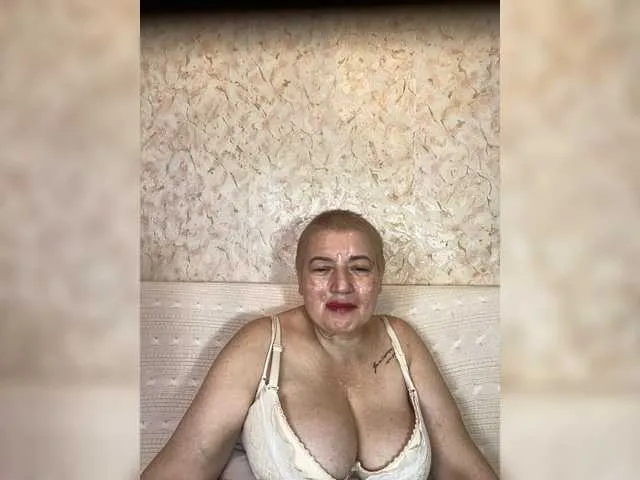 Live sex webcam photo for SVETIKBOMBOCHKA #293628174