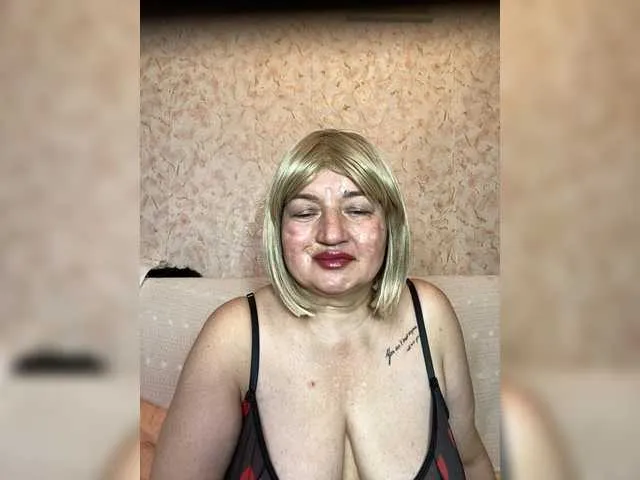 Live sex webcam photo for SVETIKBOMBOCHKA #293738773