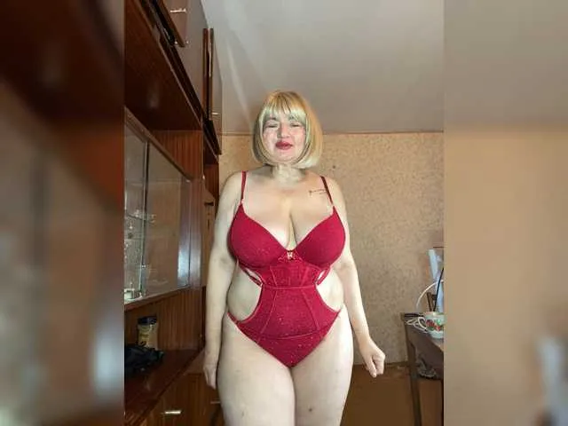 Live sex webcam photo for SVETIKBOMBOCHKA #293851623