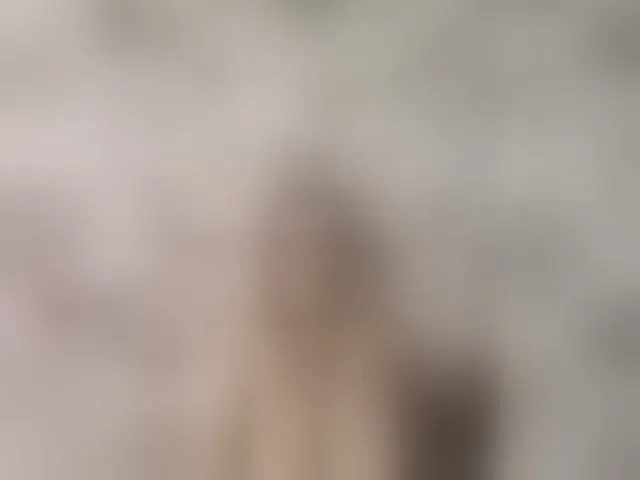 Live sex webcam photo for SVETIKBOMBOCHKA #294085456