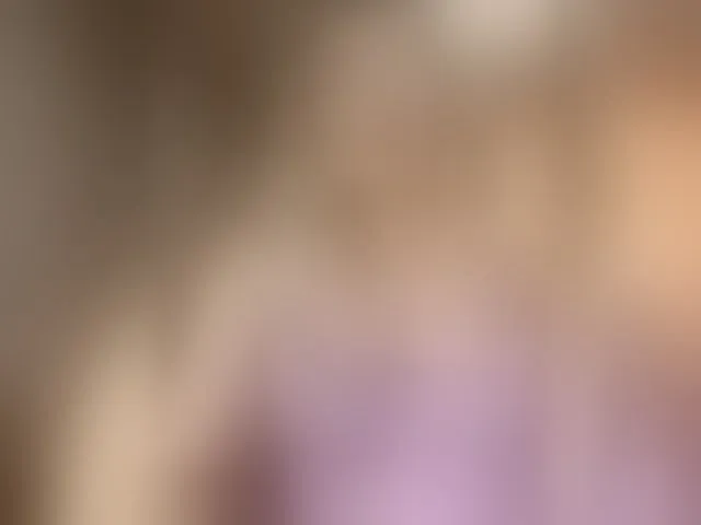 Live sex webcam photo for SVETIKBOMBOCHKA #294155745