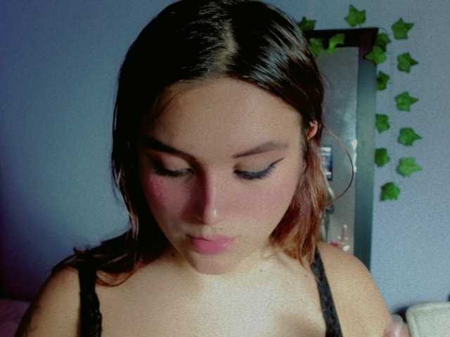 Live sex webcam photo for SWEET-PANDA #273244344