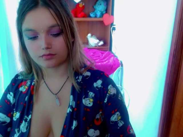 Live sex webcam photo for SWEET-PANDA #274639949