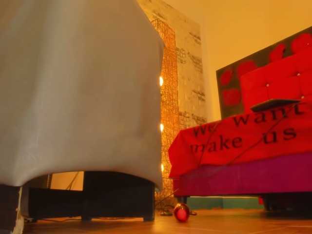 Live sex webcam photo for SWETTBROWN #291214575