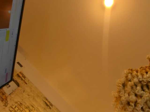 Live sex webcam photo for SWETTBROWN #291292248