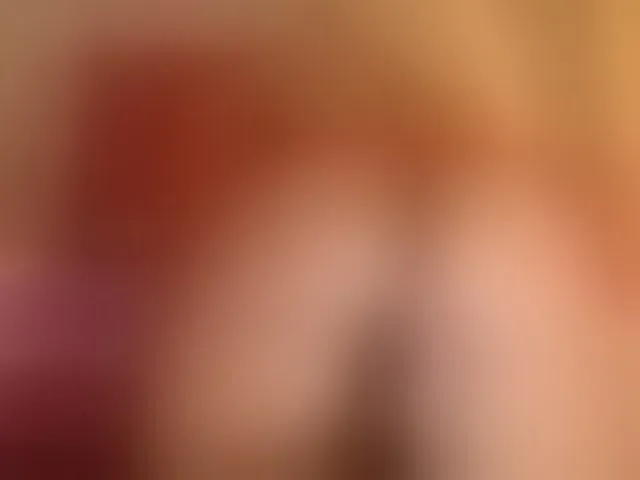 Live sex webcam photo for SWETTBROWN #293465273