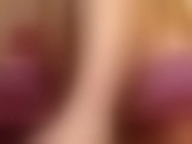 Live sex webcam photo for SWETTBROWN #293582133