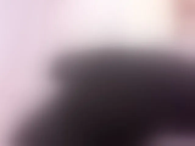 Live sex webcam photo for Saamii-robertss01 #293555152