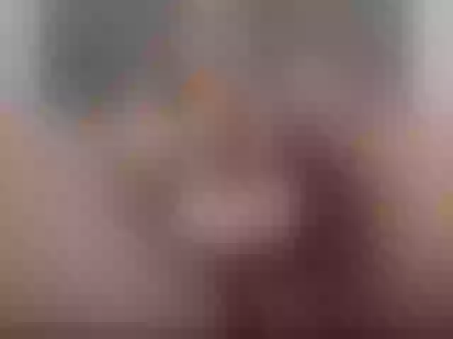 Live sex webcam photo for SaamyColeman #271943602