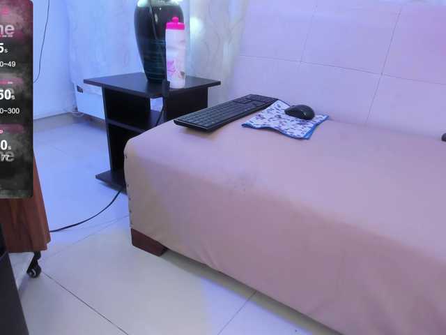 Live sex webcam photo for Sabella- #277112398