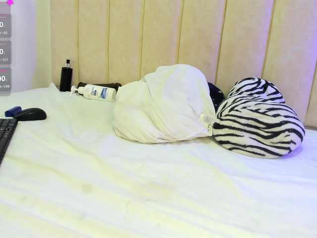 Live sex webcam photo for Sabella- #290831365