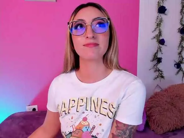 Live sex webcam photo for Sabrina-Montana #277001306