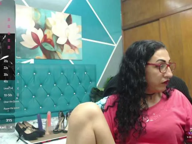 Live sex webcam photo for Sabrina-dupont #292075533