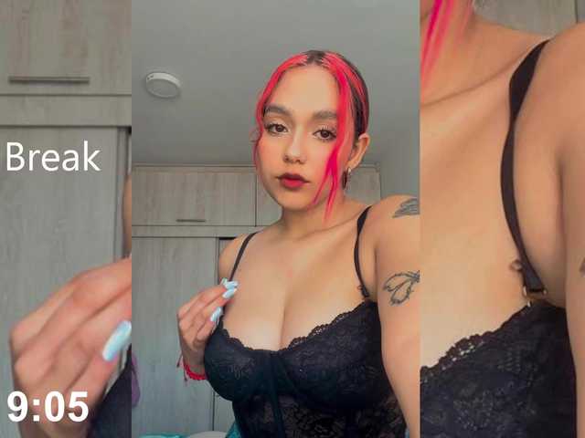 Live sex webcam photo for SabrinaAdams0 #277410536