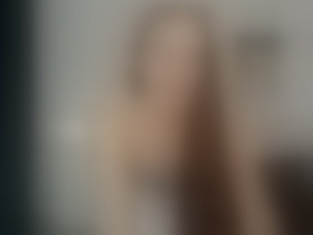 Live sex webcam photo for SabrinaCandi #294078420