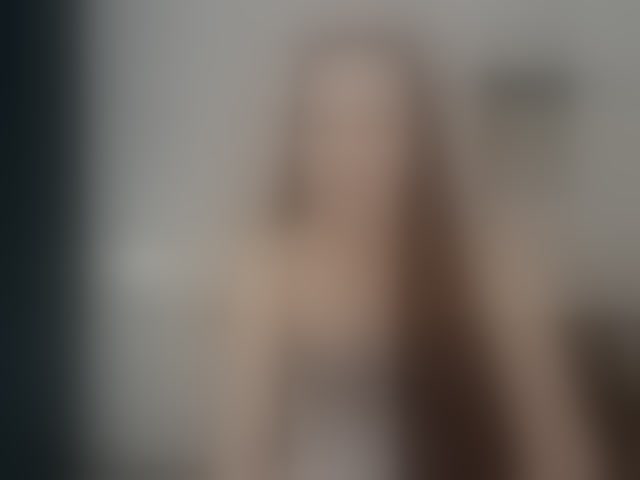 Live sex webcam photo for SabrinaCandi #294126667