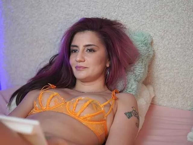 Live sex webcam photo for SabrinaHope #293793249