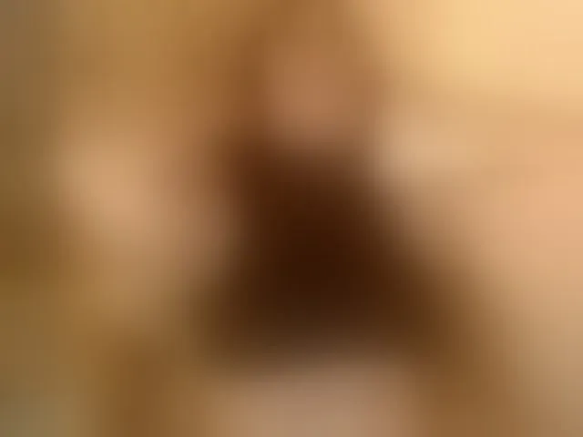 Live sex webcam photo for SabrinaSlutty #292455875