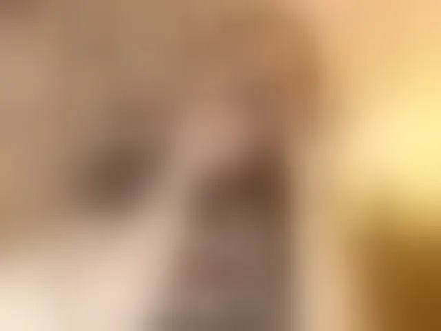 Live sex webcam photo for SabrinaSlutty #292746771