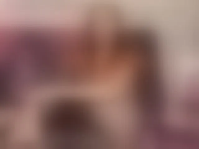Live sex webcam photo for SabrinaSmith #293957593