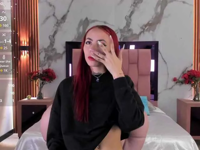 Live sex webcam photo for Sabrinaa1 #291454420