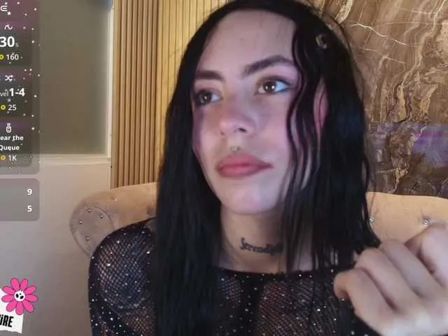 Live sex webcam photo for Sabrinaa1 #292291287