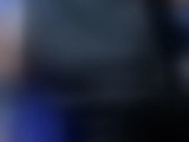 Live sex webcam photo for Sabrinaolsons #293185689