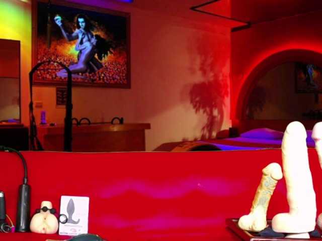 Live sex webcam photo for SabrinaStar #273150227