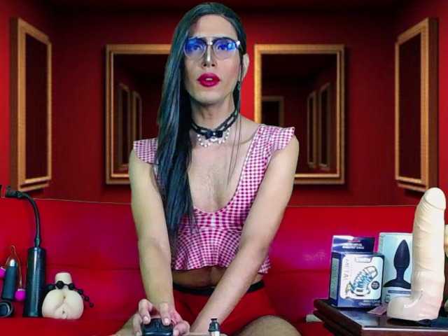 Live sex webcam photo for SabrinaStar #273759062